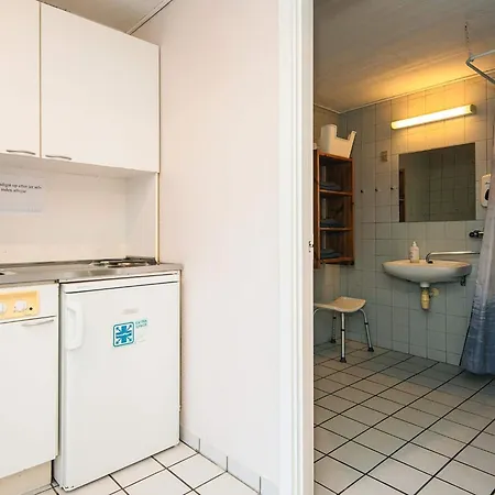 4 Person In Semesterbostad Højer