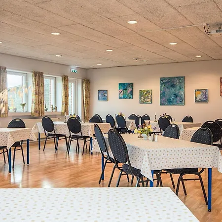 Semesterbostad 4 Person In *