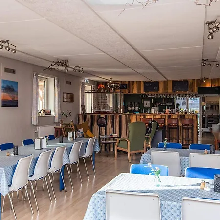 Semesterbostad 4 Person In *